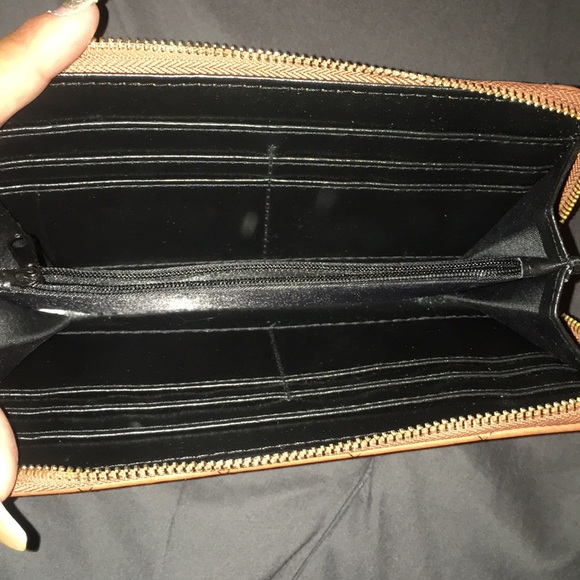 Wallet - Picture 3 of 3